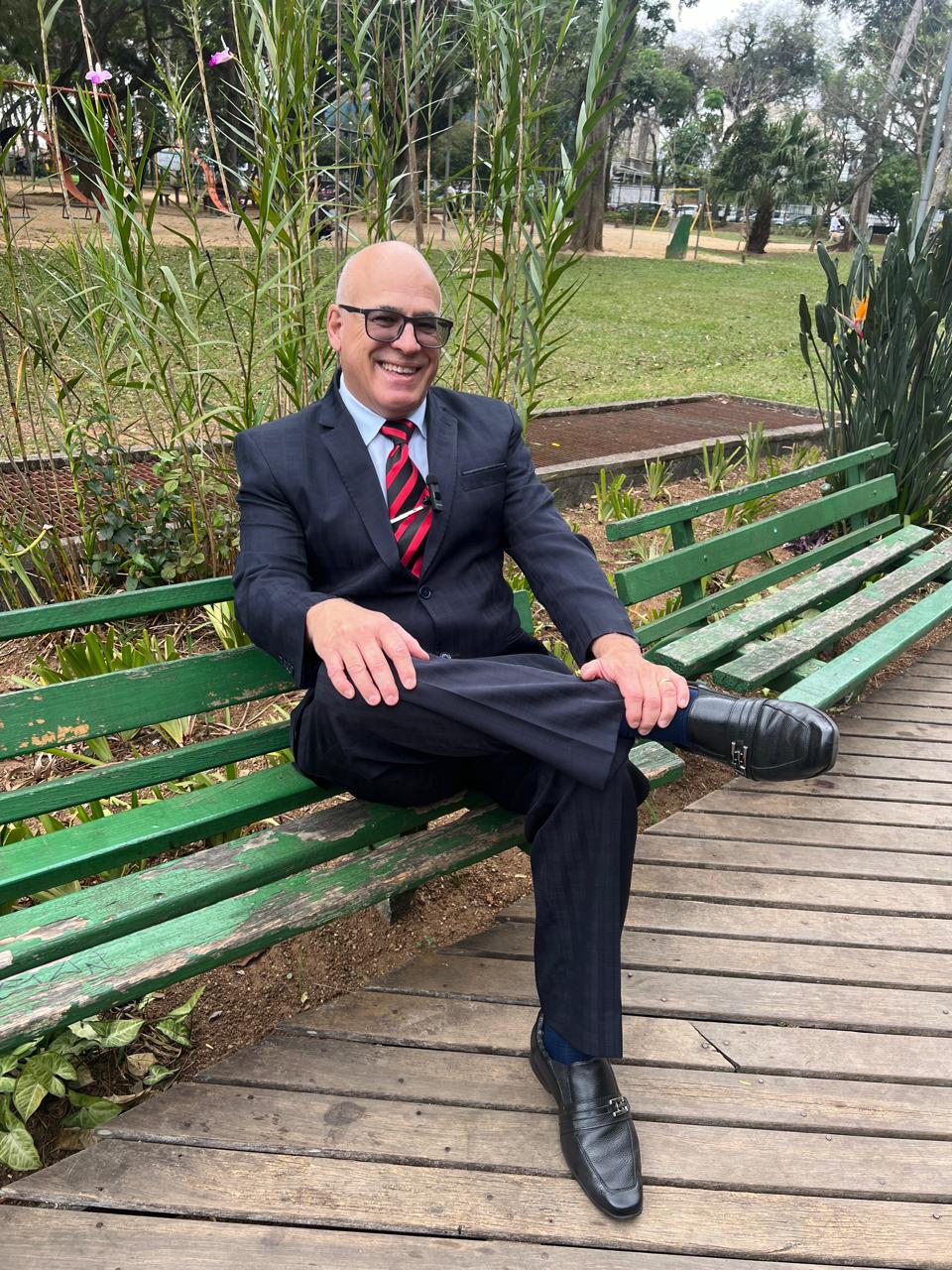 Adreano Vitor de Lima — Neuroarquitetura Empresarial